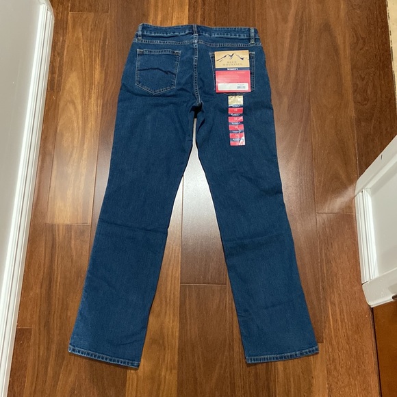 NWT Women’s Blue Mountain Size 10 Jeans - Picture 2 of 9
